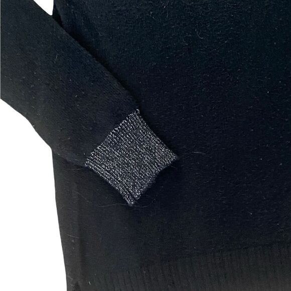 $80 Riley & Rae Women's Black Sequin Star Long-Sleeve Crewneck Sweater M… - Picture 6 of 13